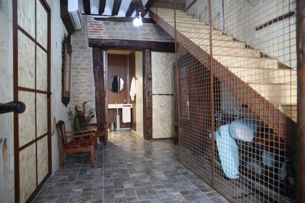 Casa Ruina Guest House Nava del Rey Exterior foto